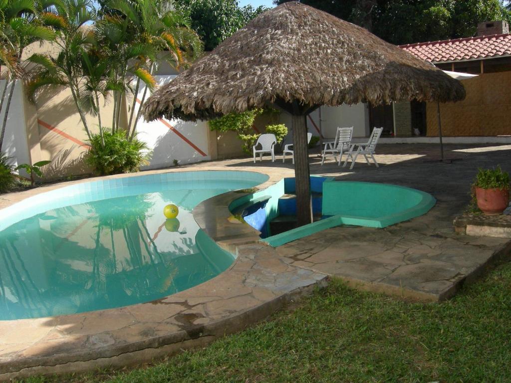Hostal Los Aventureros Santa Cruz de La Sierra Eksteriør billede