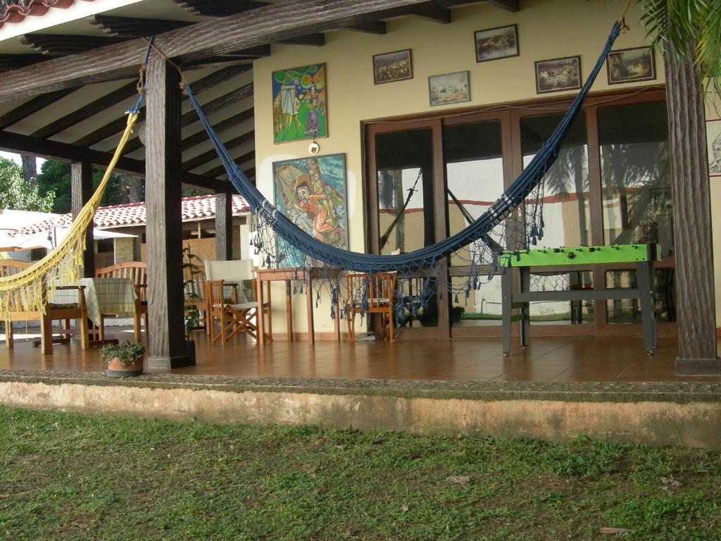 Hostal Los Aventureros Santa Cruz de La Sierra Eksteriør billede