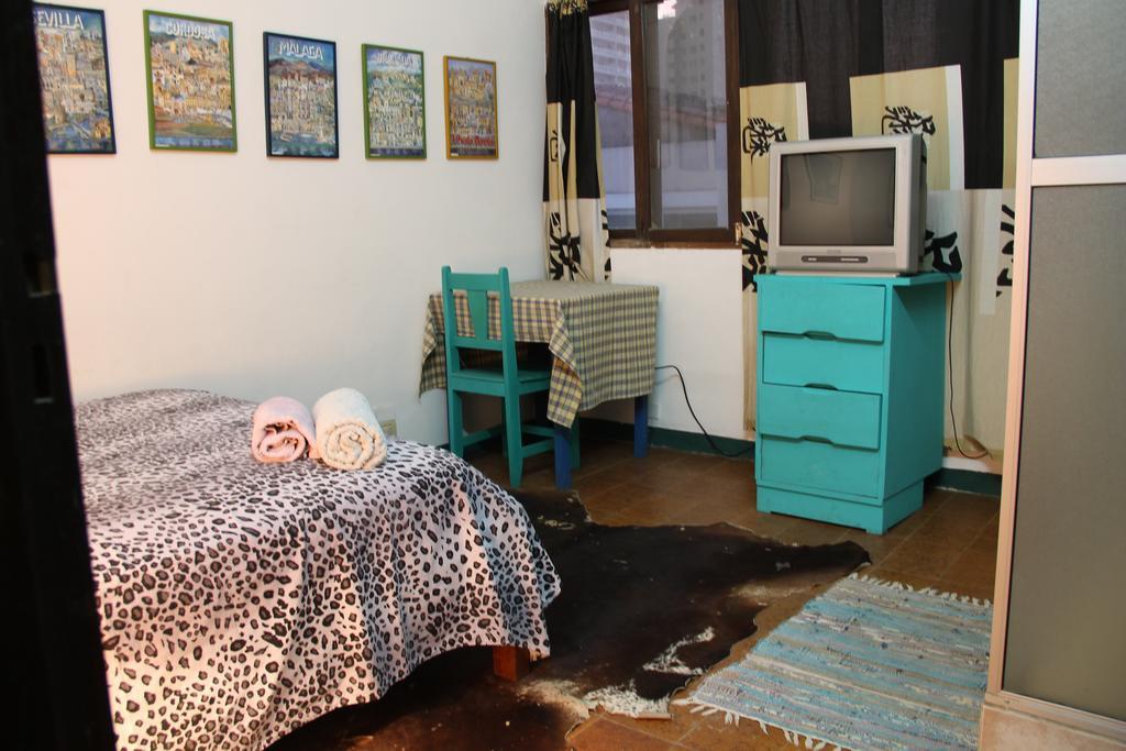 Hostal Los Aventureros Santa Cruz de La Sierra Eksteriør billede