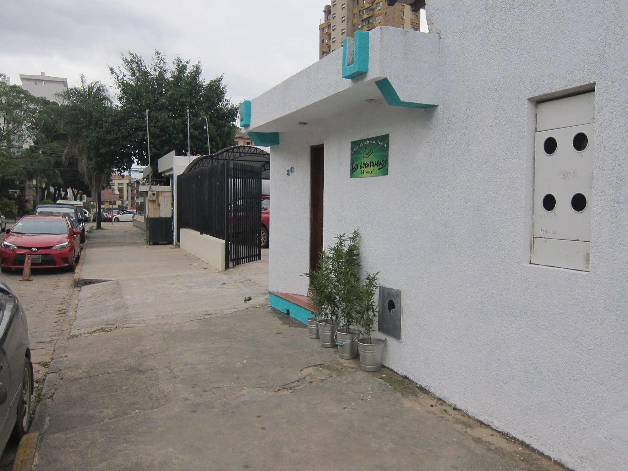 Hostal Los Aventureros Santa Cruz de La Sierra Eksteriør billede