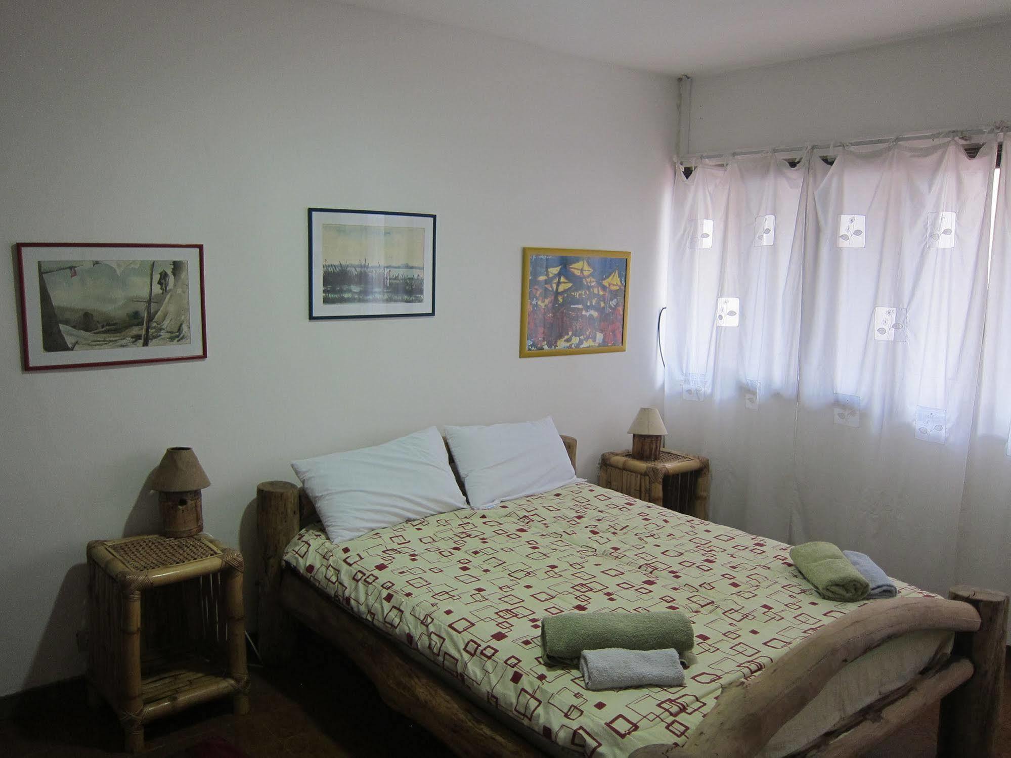 Hostal Los Aventureros Santa Cruz de La Sierra Eksteriør billede
